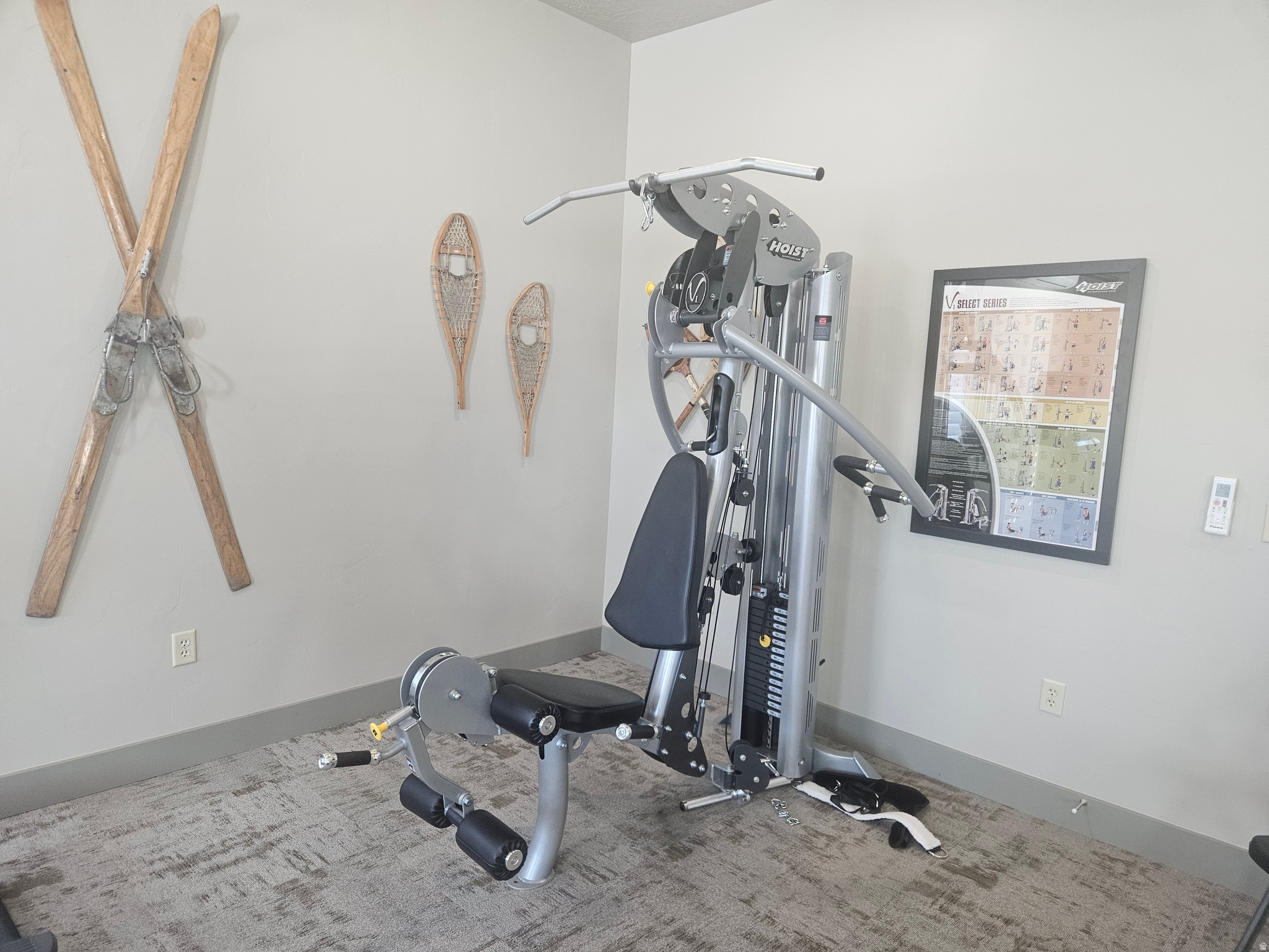 COUNTRY VIEW VILLAS - Residential