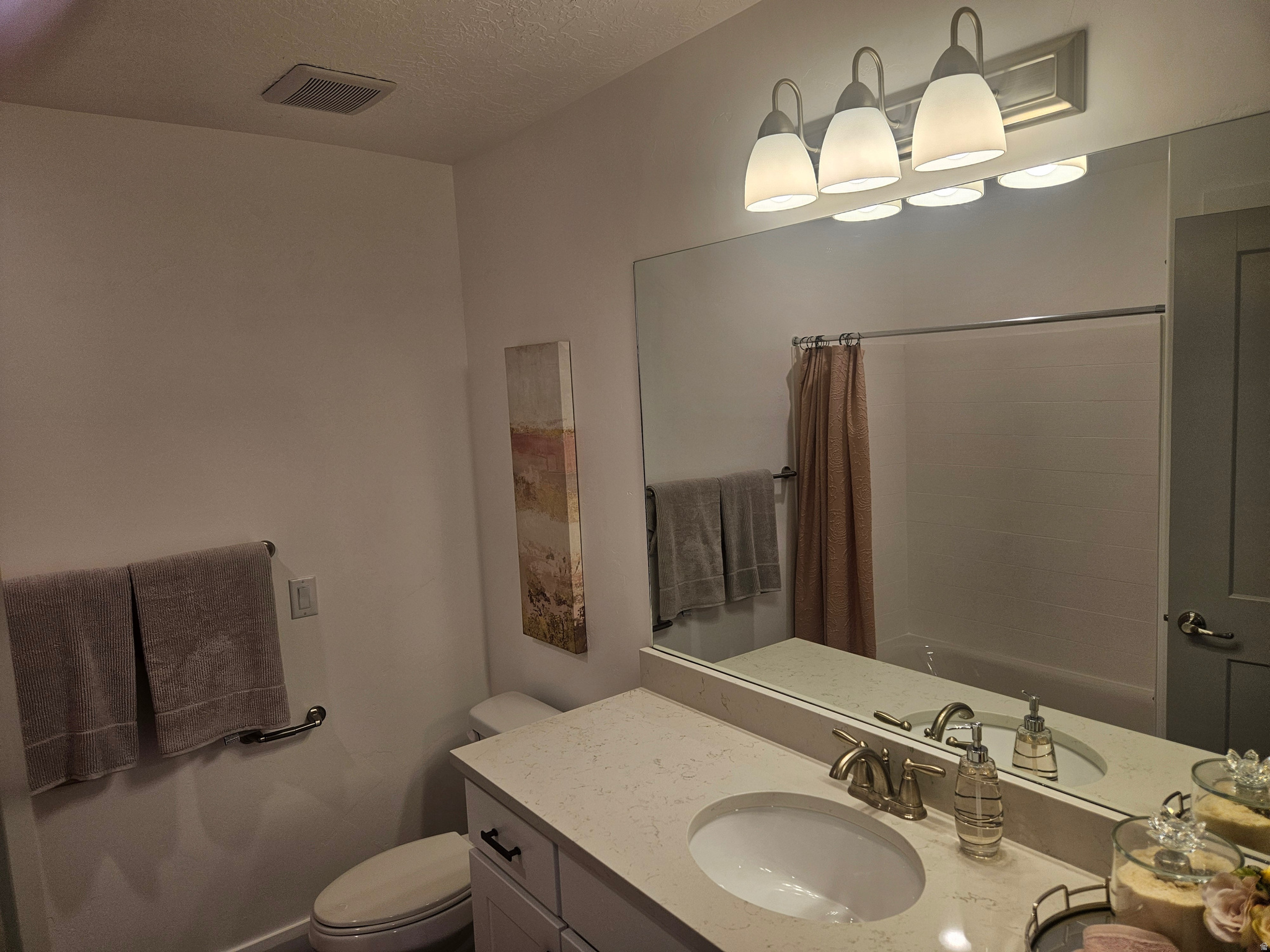 COUNTRY VIEW VILLAS - Residential