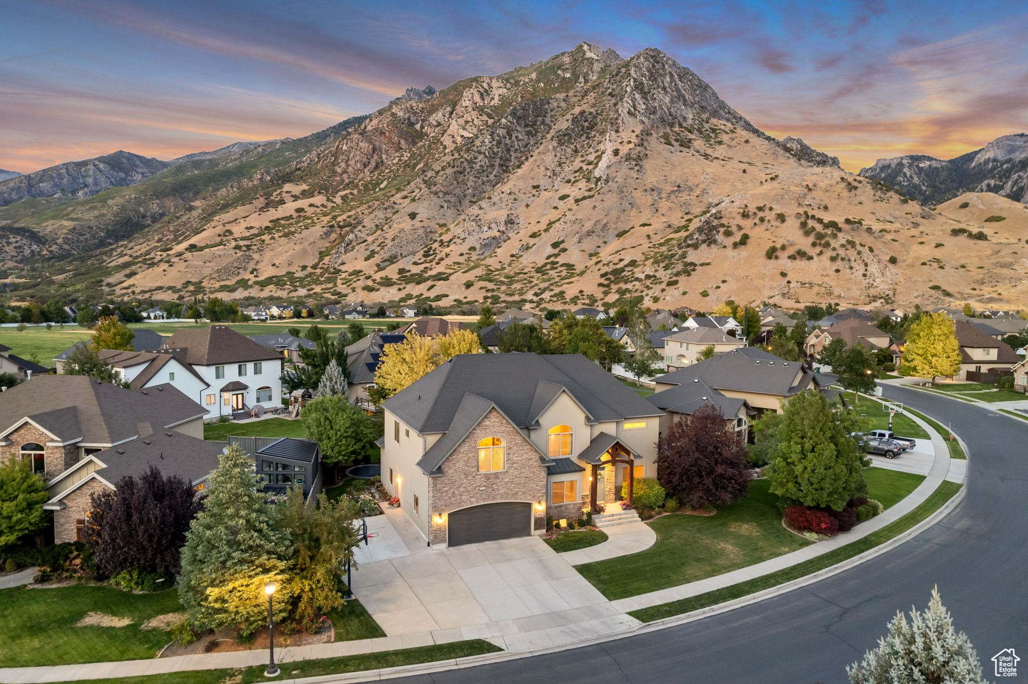 VIEW POINTE - Residential