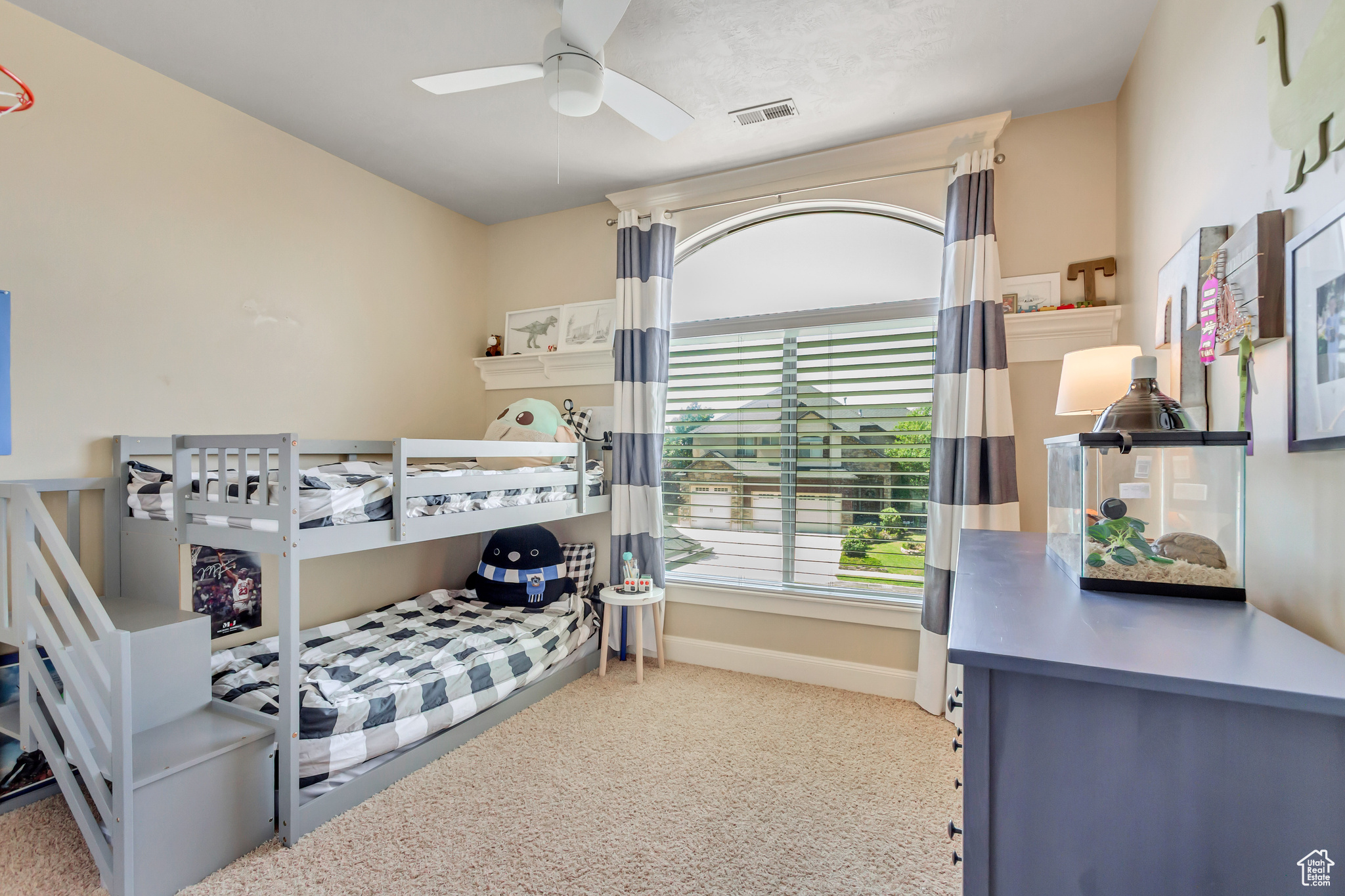 VIEW POINTE - Residential