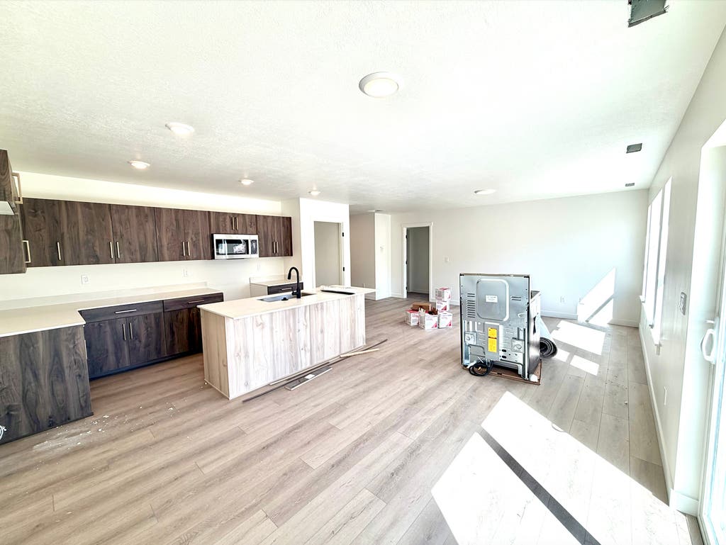Photo of 1046 N SUMMIT VIEW DR W #20, Harrisville, UT 84404 (MLS # 2162824)