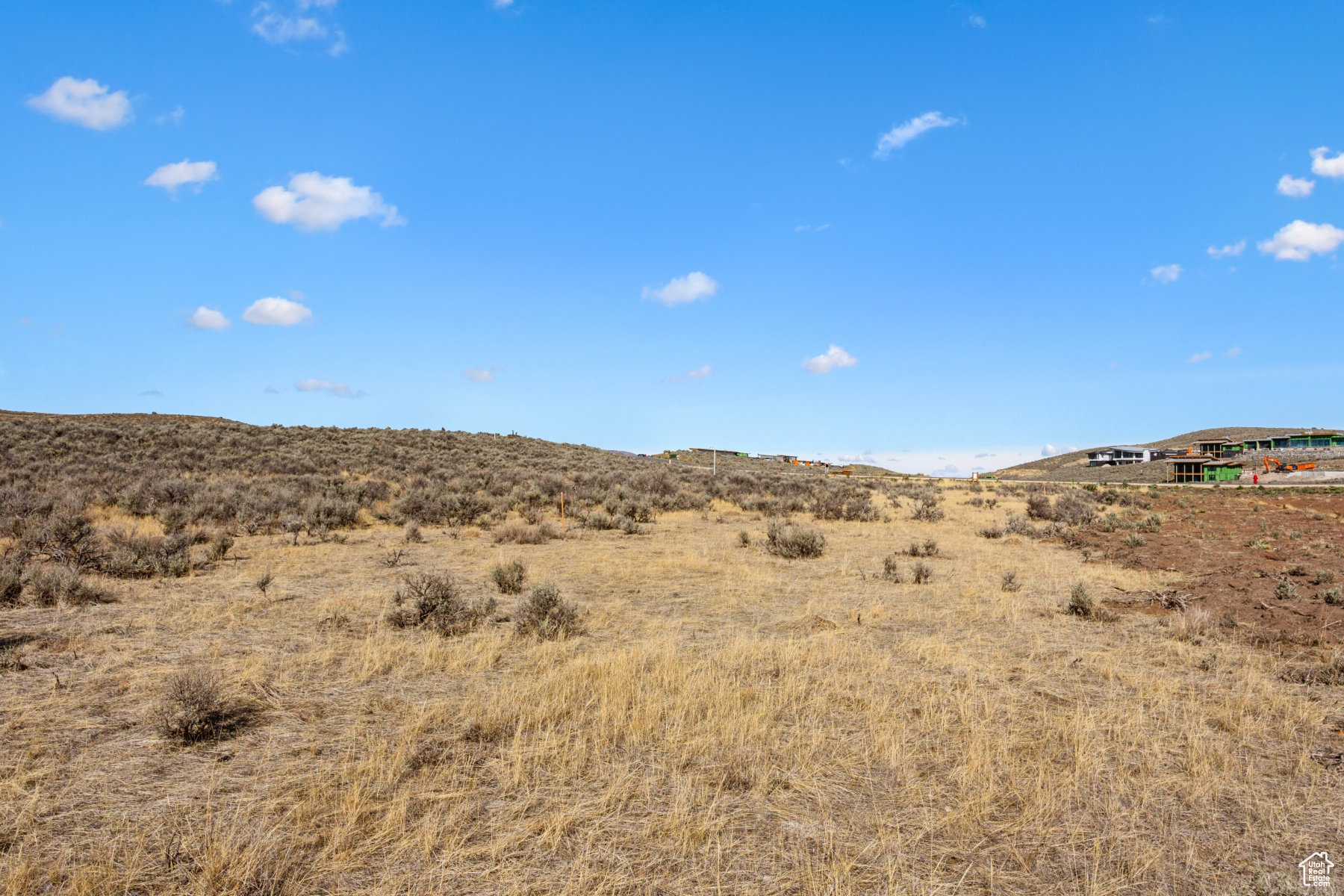 HAWKS PASS - Residential