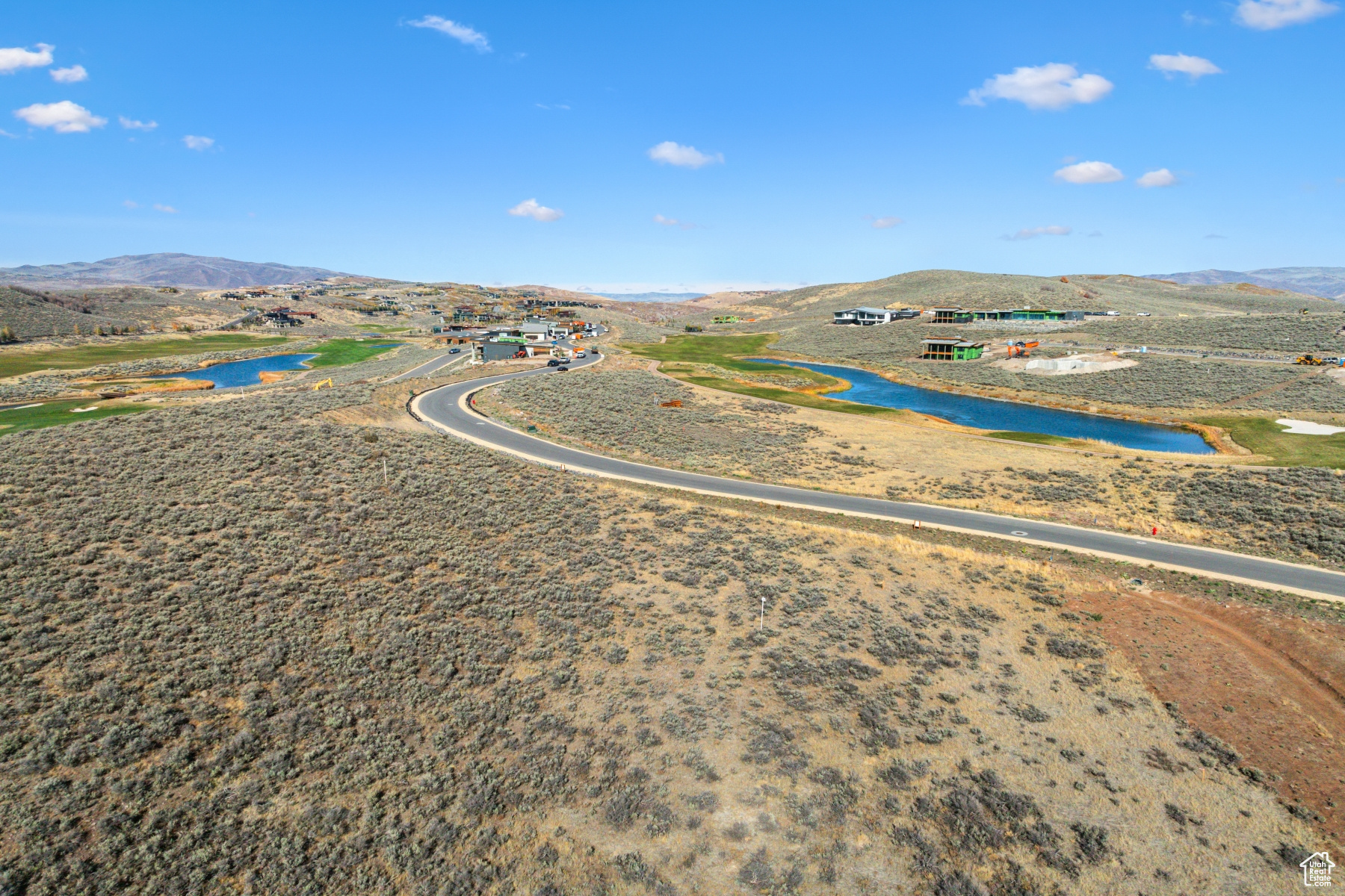 HAWKS PASS - Residential