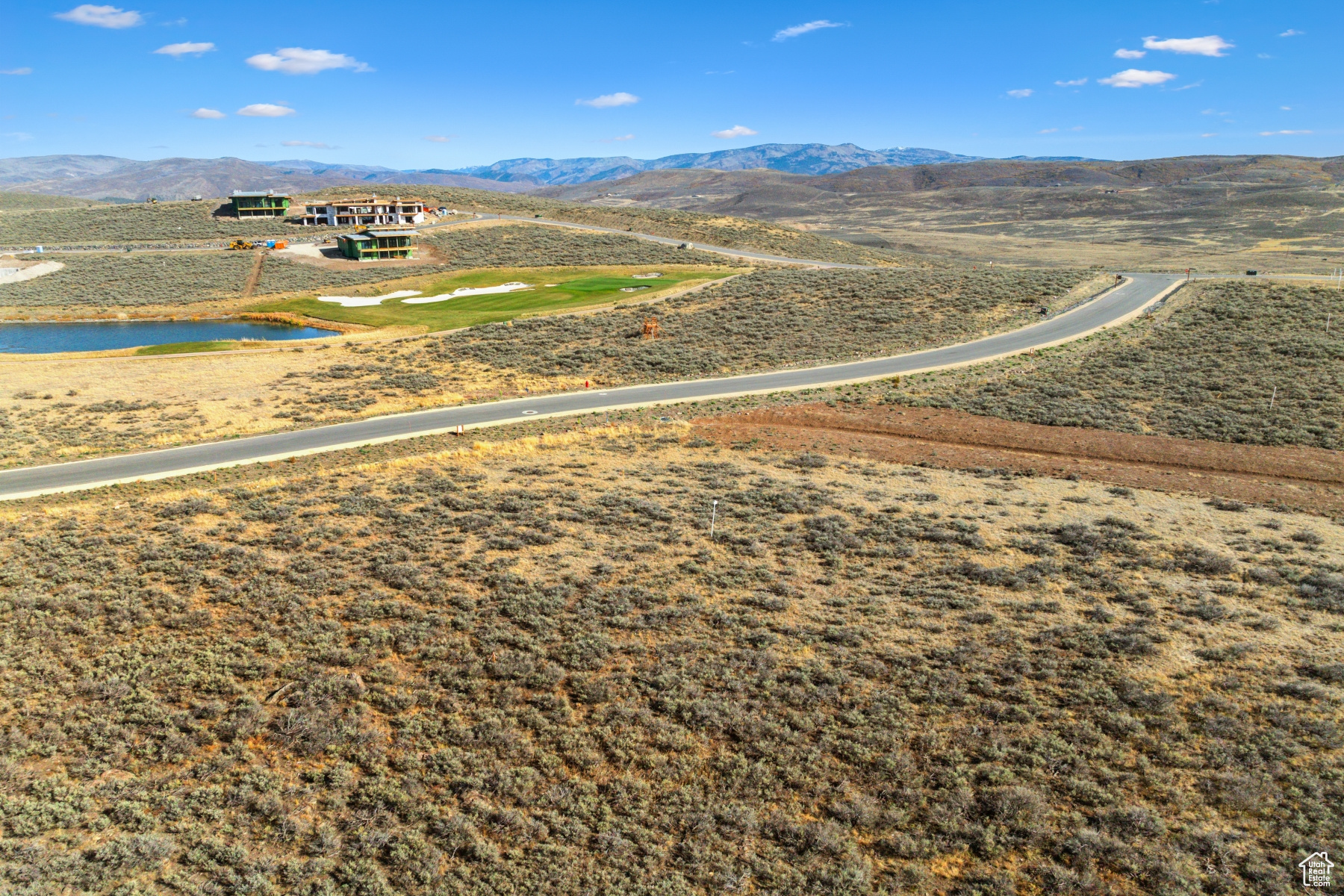 HAWKS PASS - Residential