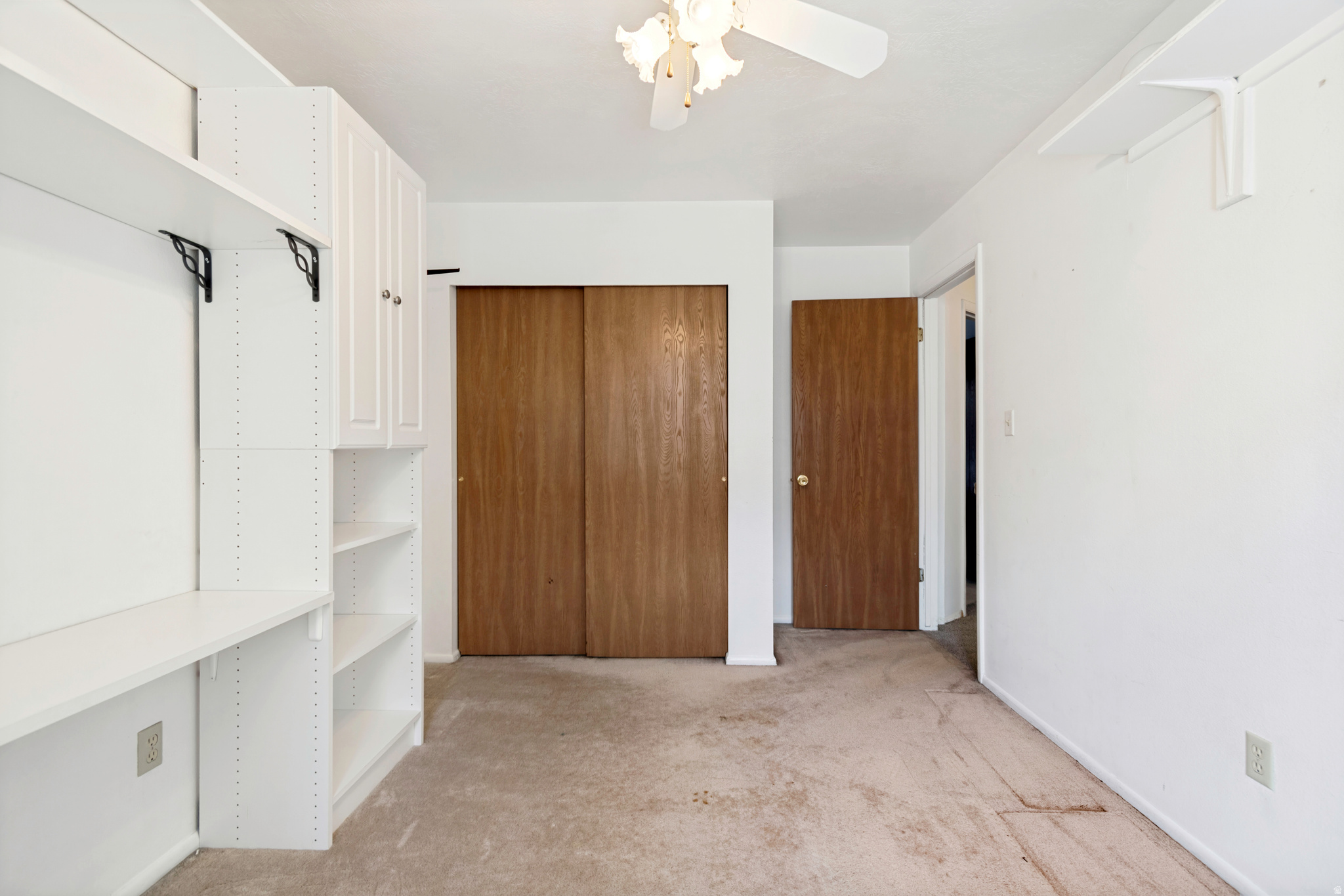 MOUNTAIN VIEW - Residential