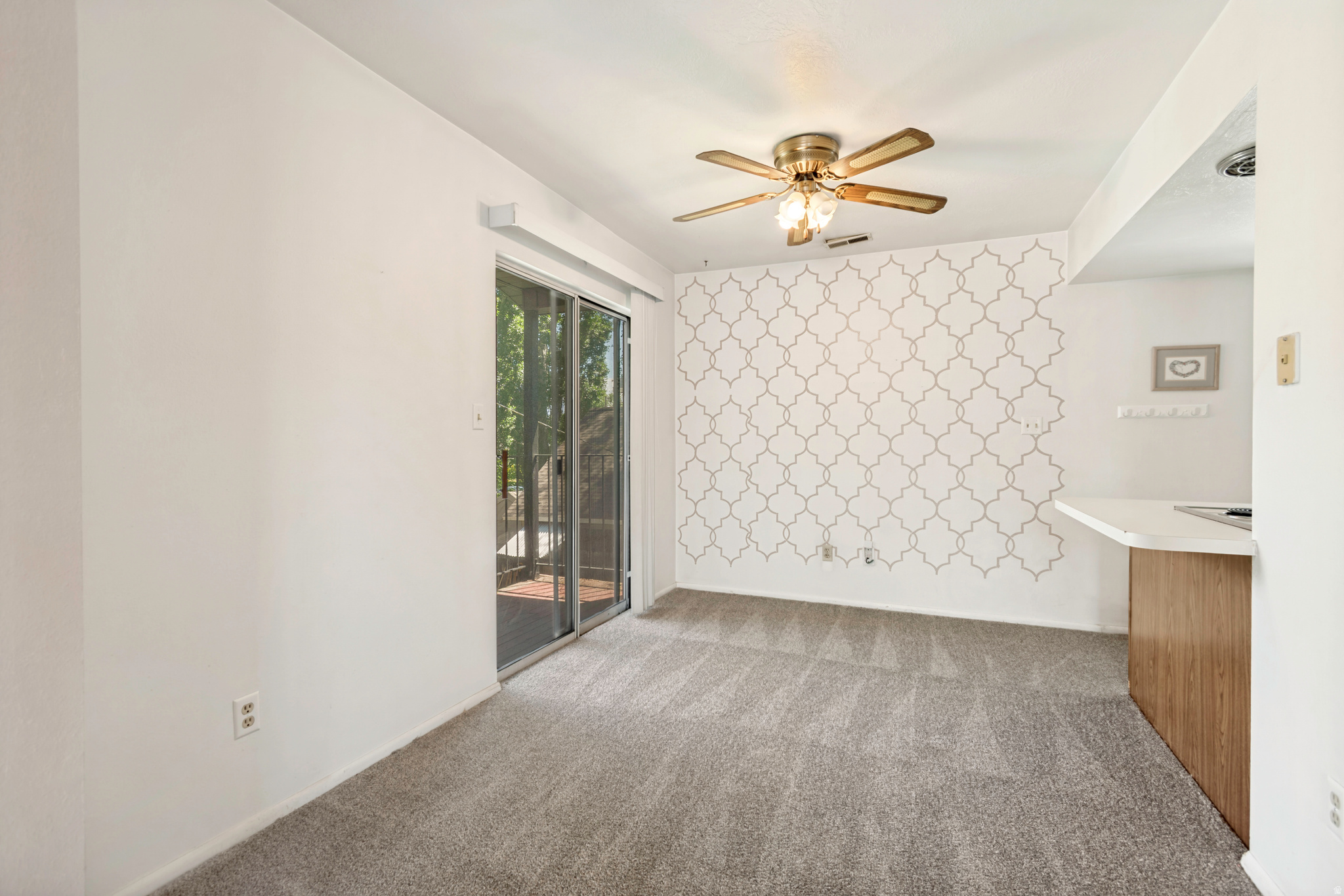 MOUNTAIN VIEW - Residential