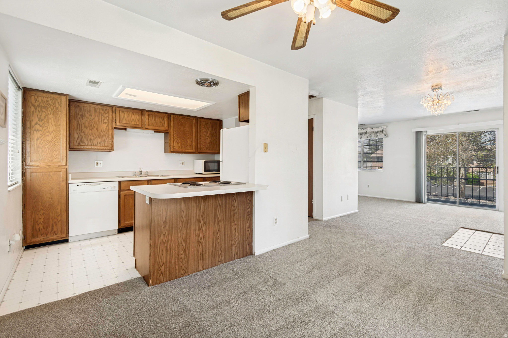 MOUNTAIN VIEW - Residential