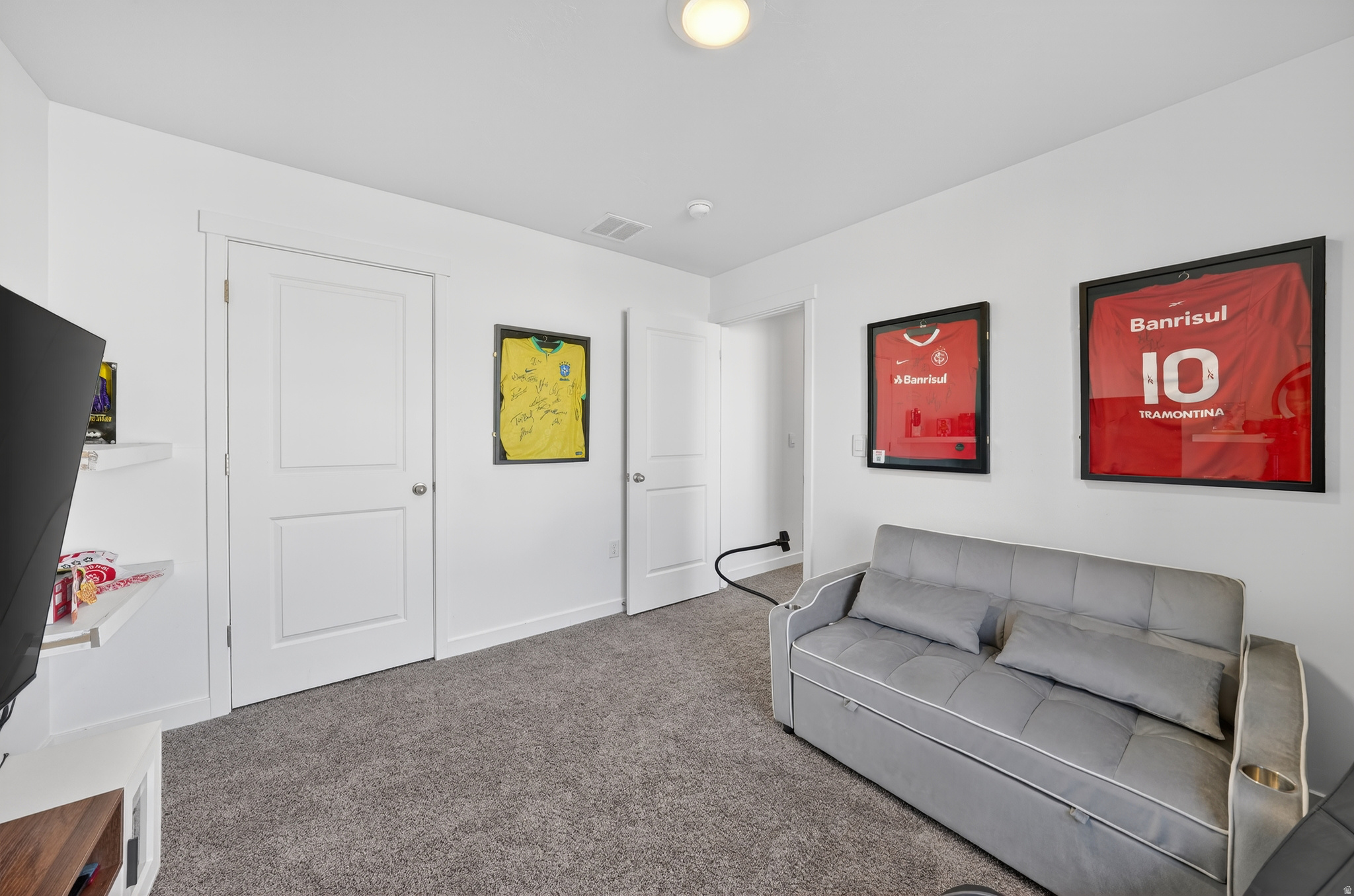 EAGLE POINT TOWNHOME - Residential