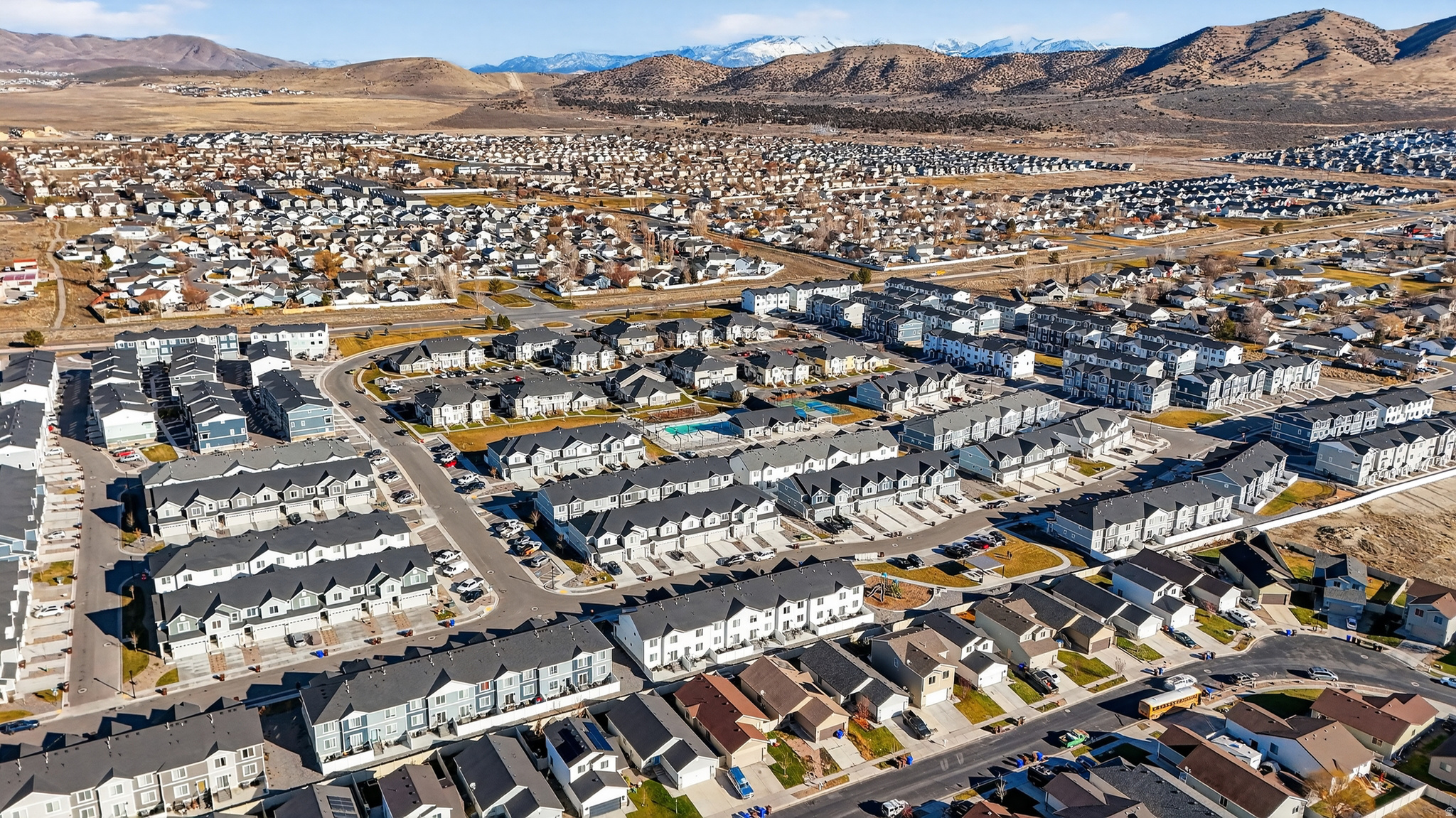 EAGLE POINT TOWNHOME - Residential