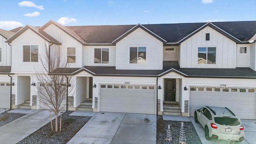 This is a great townhome in the growing city of Eagle Mountain. Built in 2022, the home has modern touches and lots of natural lighting throughout. The community hosts a pool, pickleball courts and many other places to explore. A studio has been added to the basement with its own bathroom to make your own. Come check it out today!