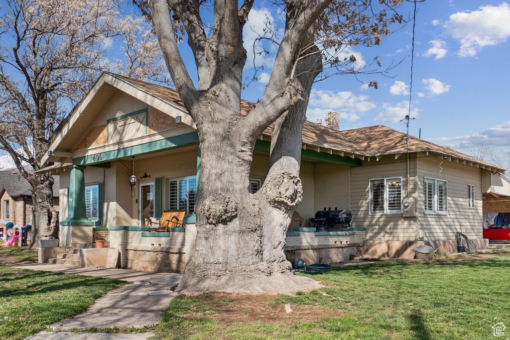 Photo of 406 N 300 E, Nephi, UT 84648 (MLS # 2119683)