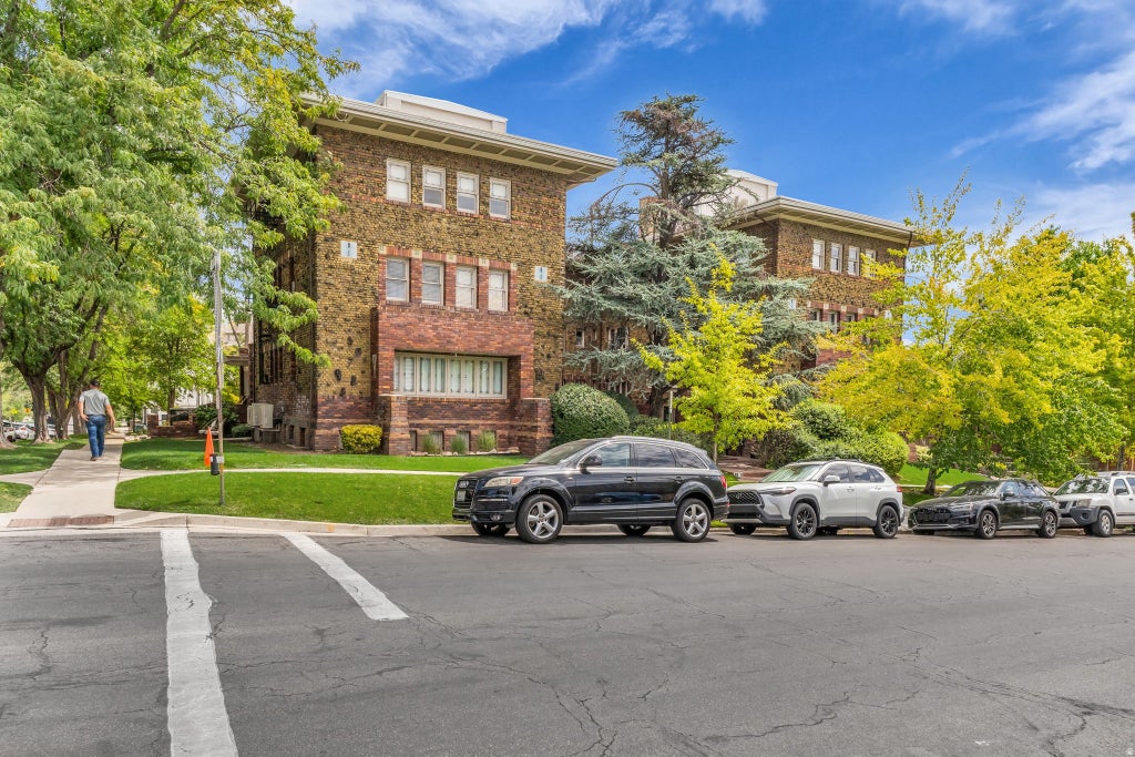 Photo of 86 N B ST #8, Salt Lake City, UT 84103 (MLS # 2180939)