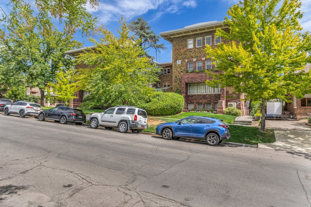 Photo of 86 N B ST #8, Salt Lake City, UT 84103 (MLS # 2180939)