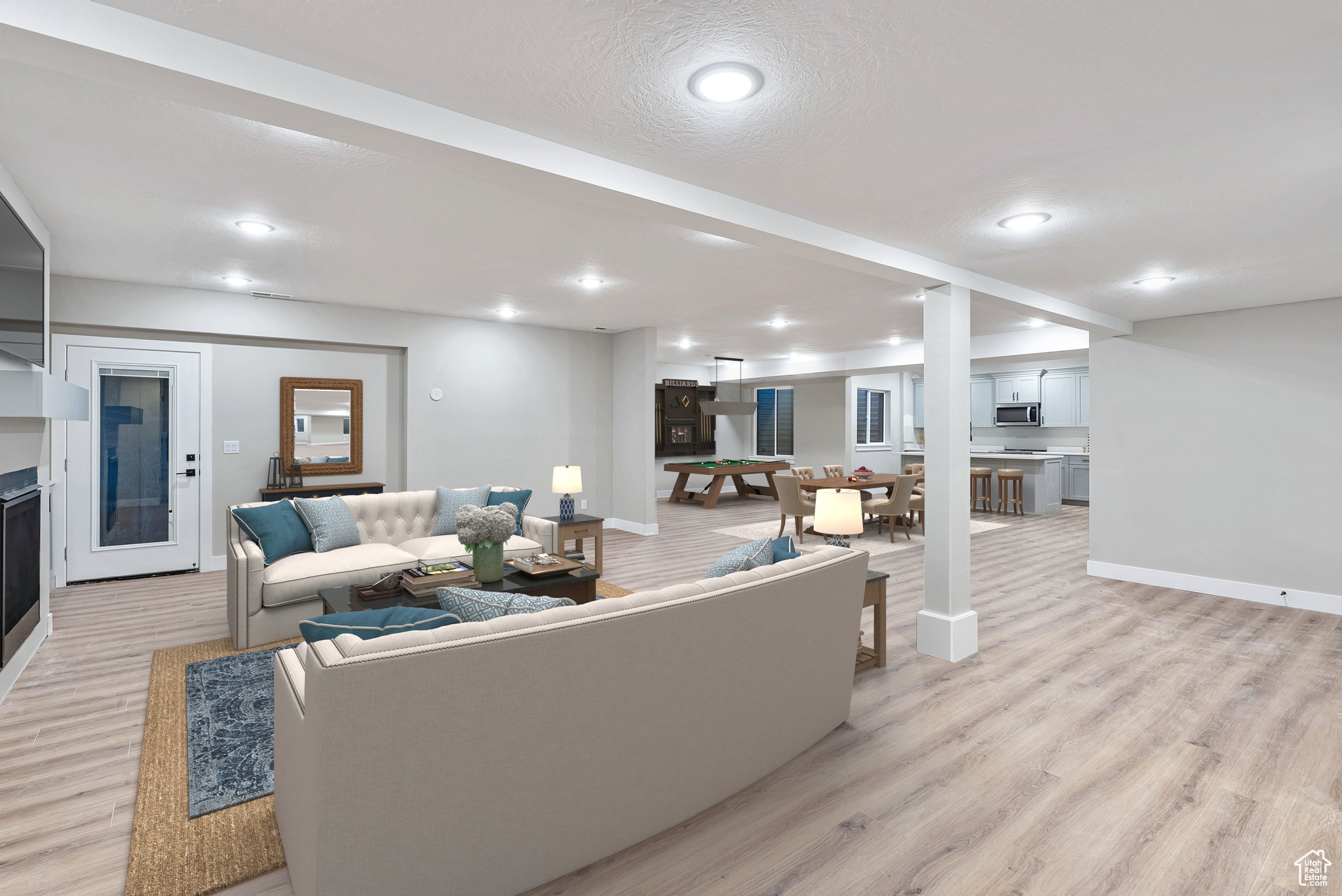 FARMHOUSE FLATS - Residential