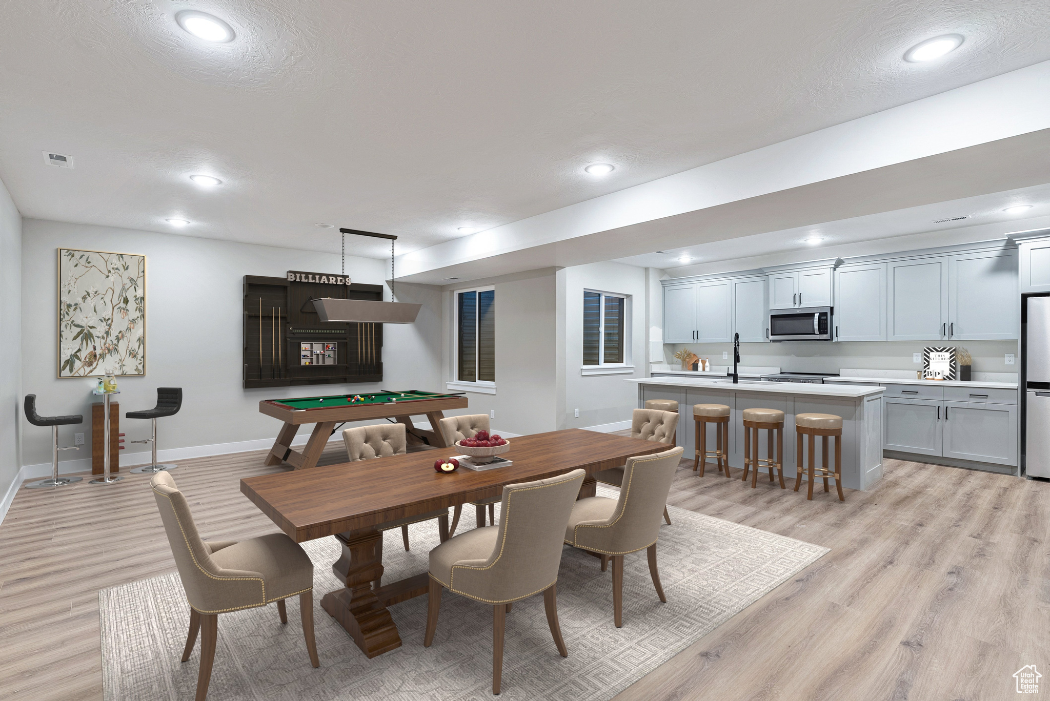 FARMHOUSE FLATS - Residential