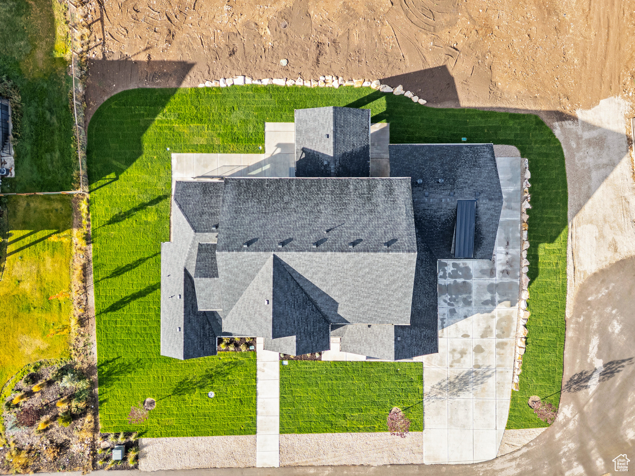 FARMHOUSE FLATS - Residential