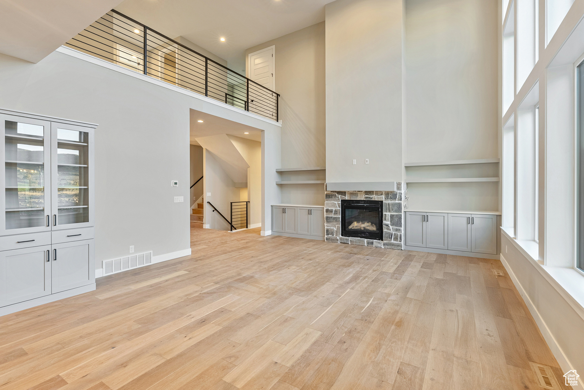 FARMHOUSE FLATS - Residential