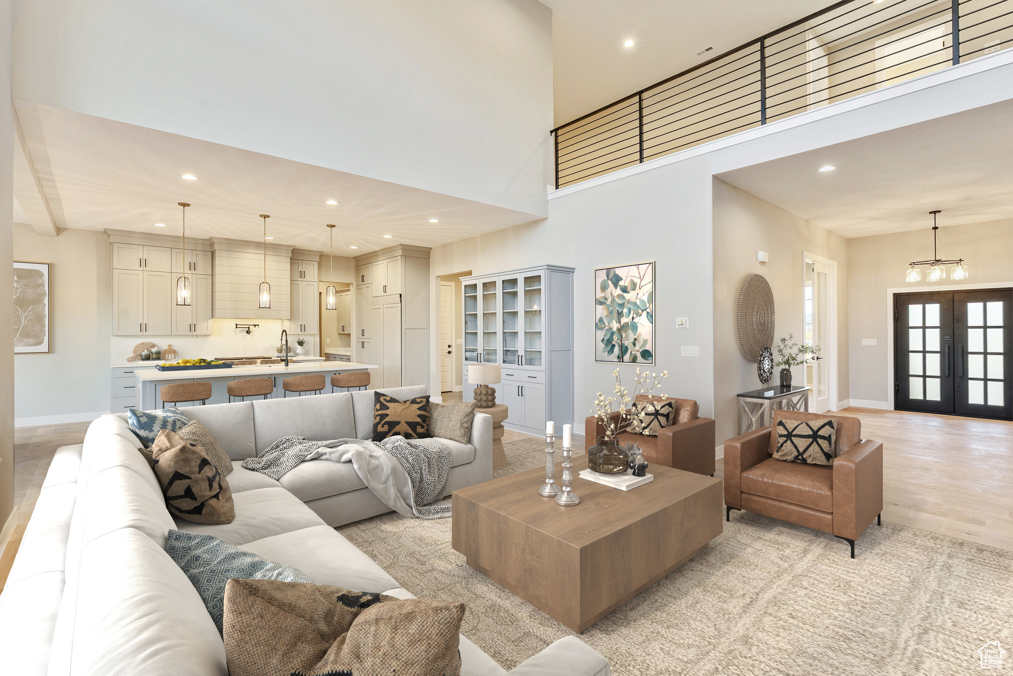 FARMHOUSE FLATS - Residential