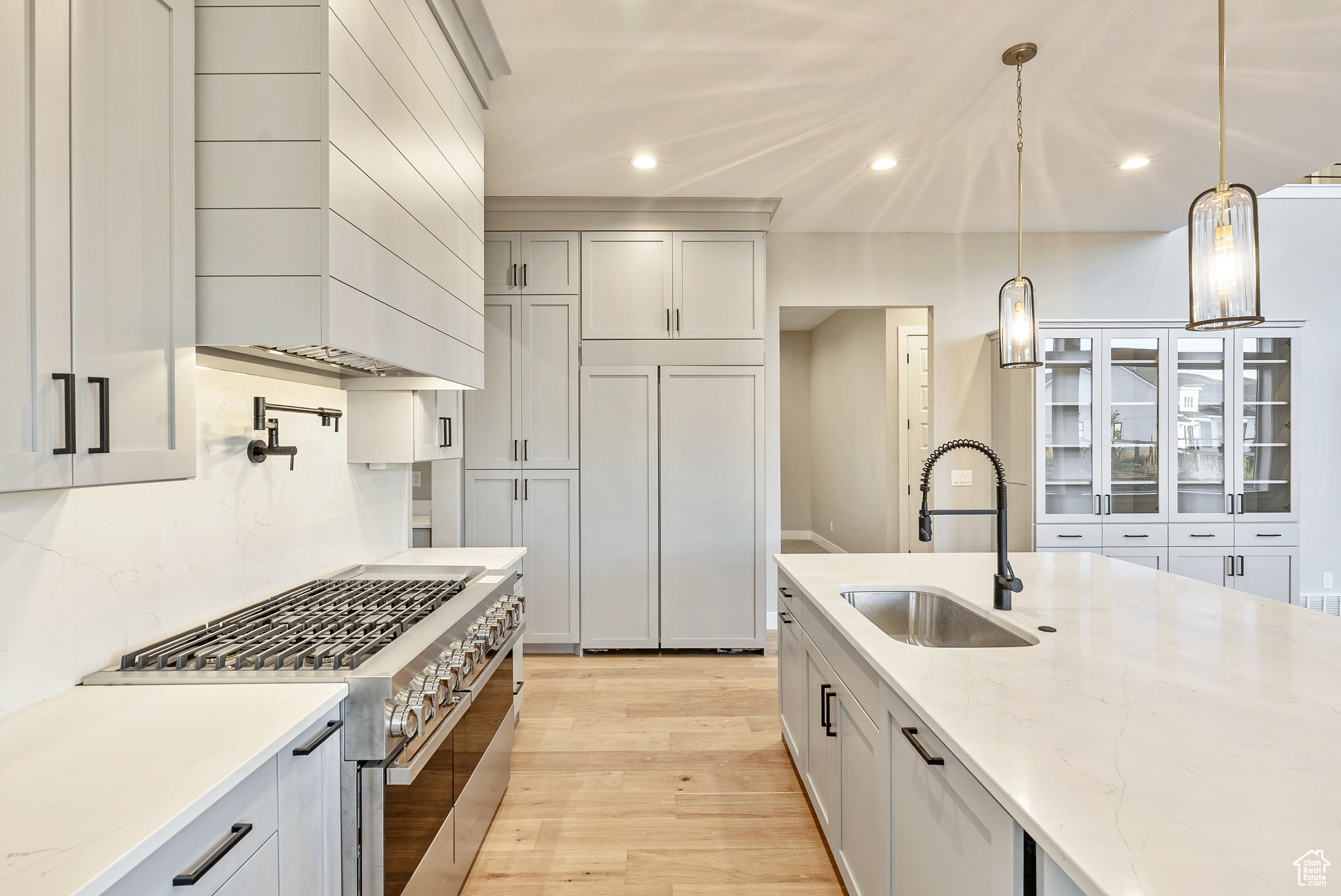 FARMHOUSE FLATS - Residential