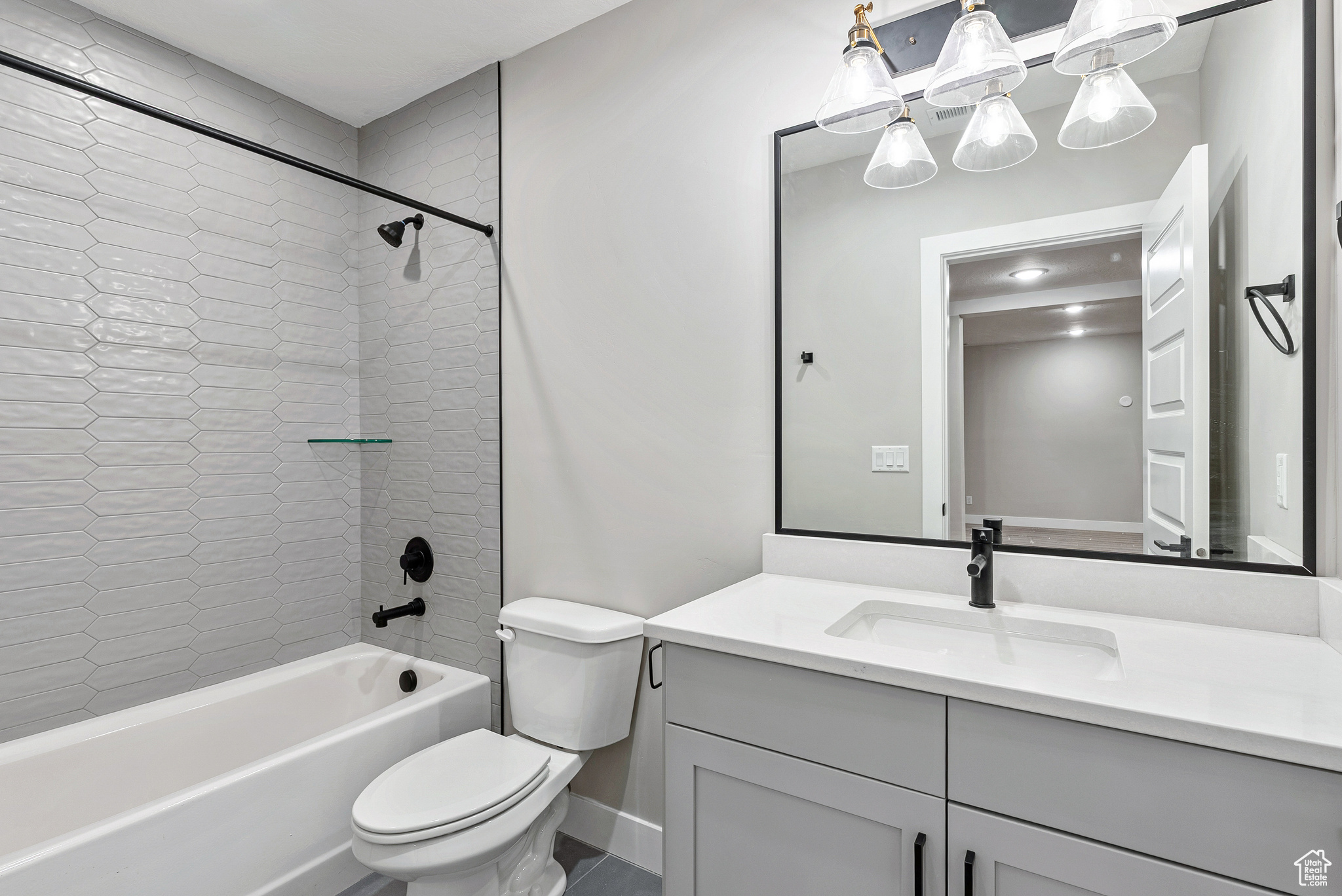 FARMHOUSE FLATS - Residential