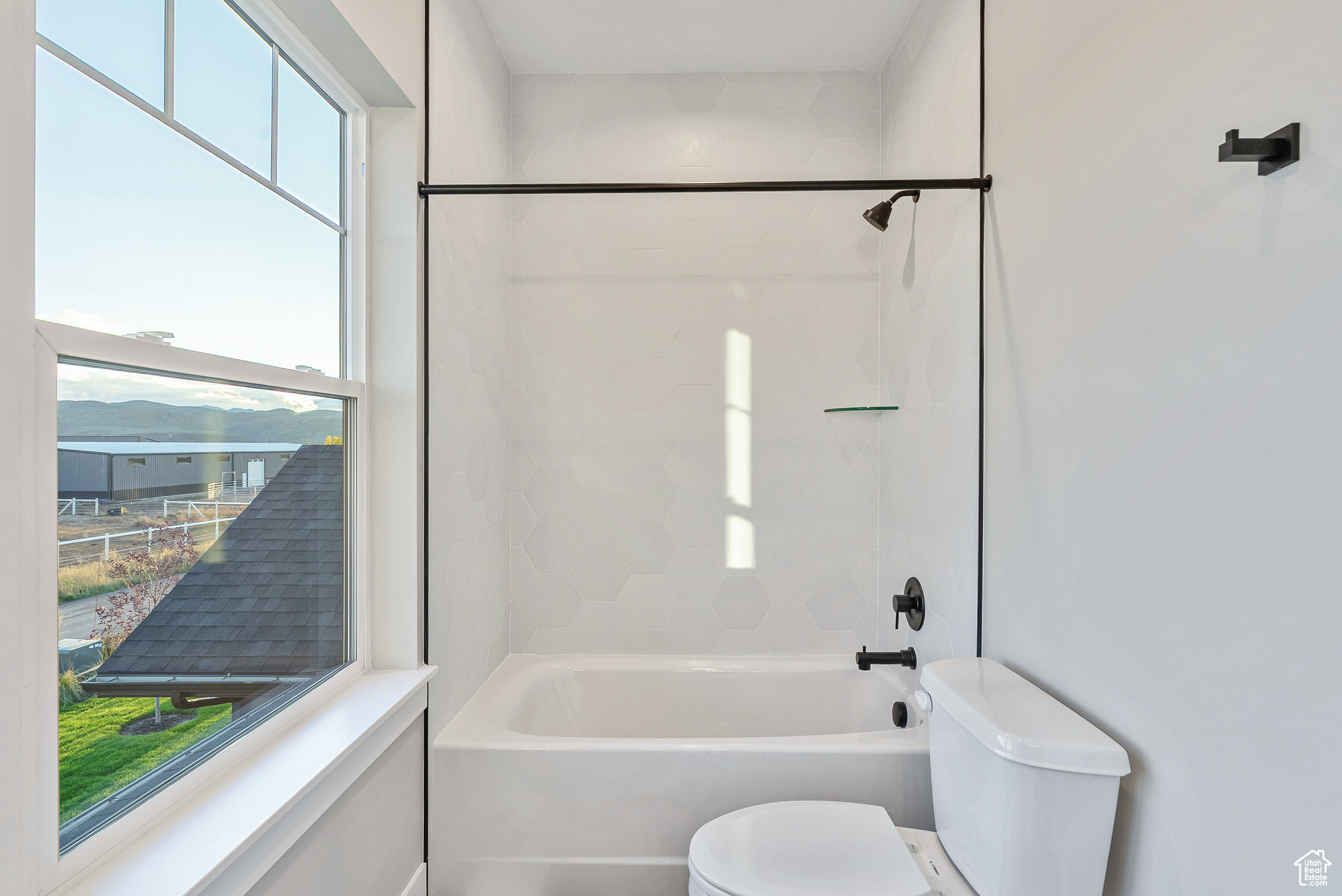 FARMHOUSE FLATS - Residential