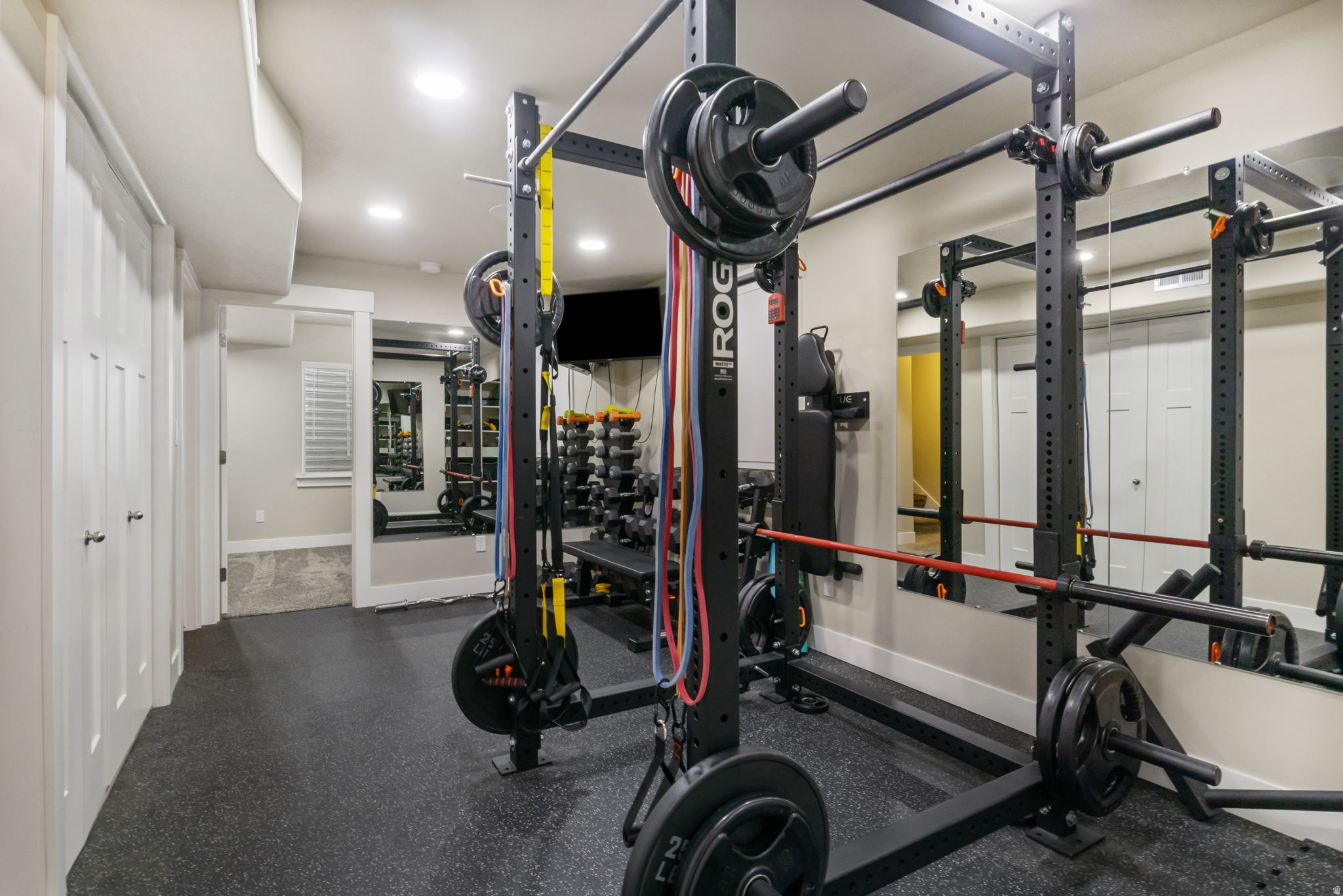 EAST RIVERWALK - Residential