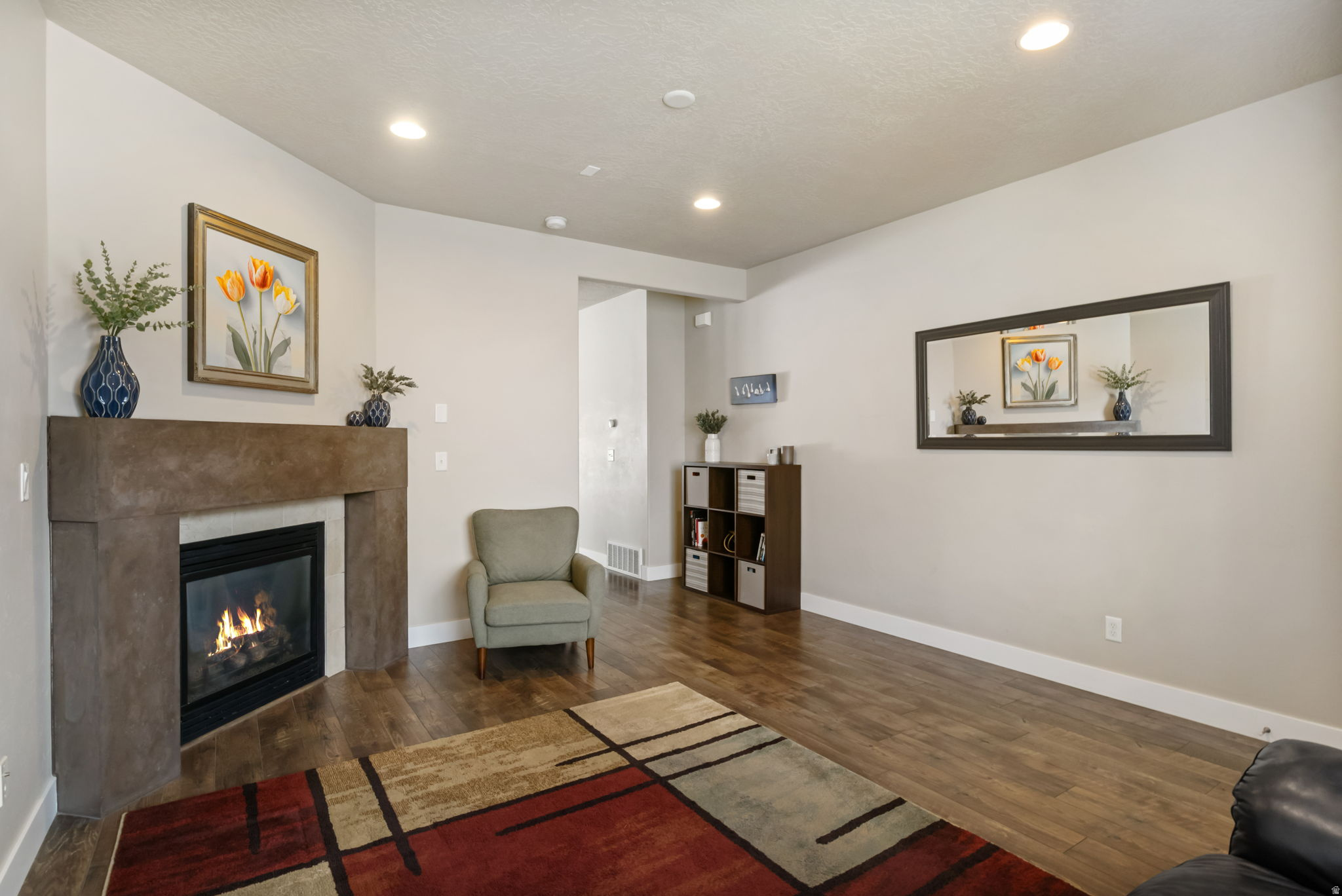 EAST RIVERWALK - Residential