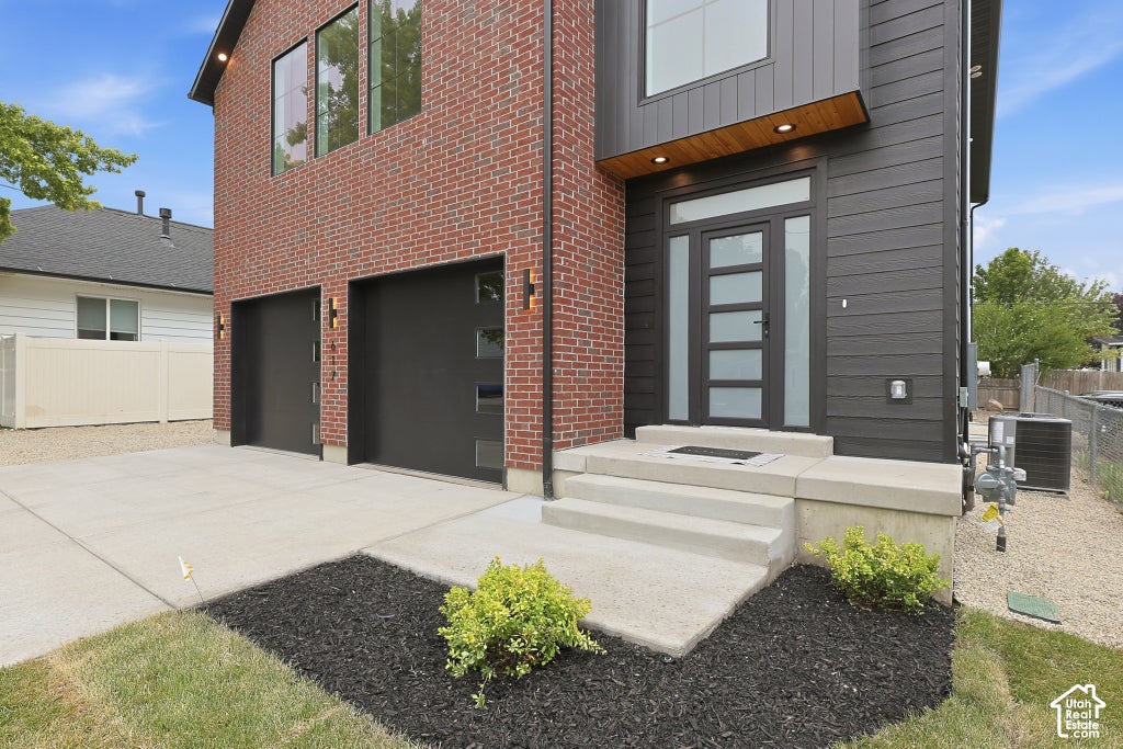 Photo of 388 W WASATCH ST, Midvale, UT 84047 (MLS # 2192475)