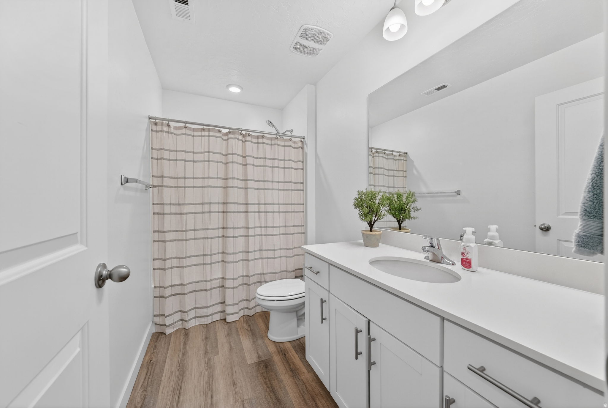 LITTLE VALLEY GATEWAY - Residential