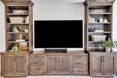 Tiny photo for 1759 S PERRY DR, Mapleton, UT 84664 (MLS # 2118291)