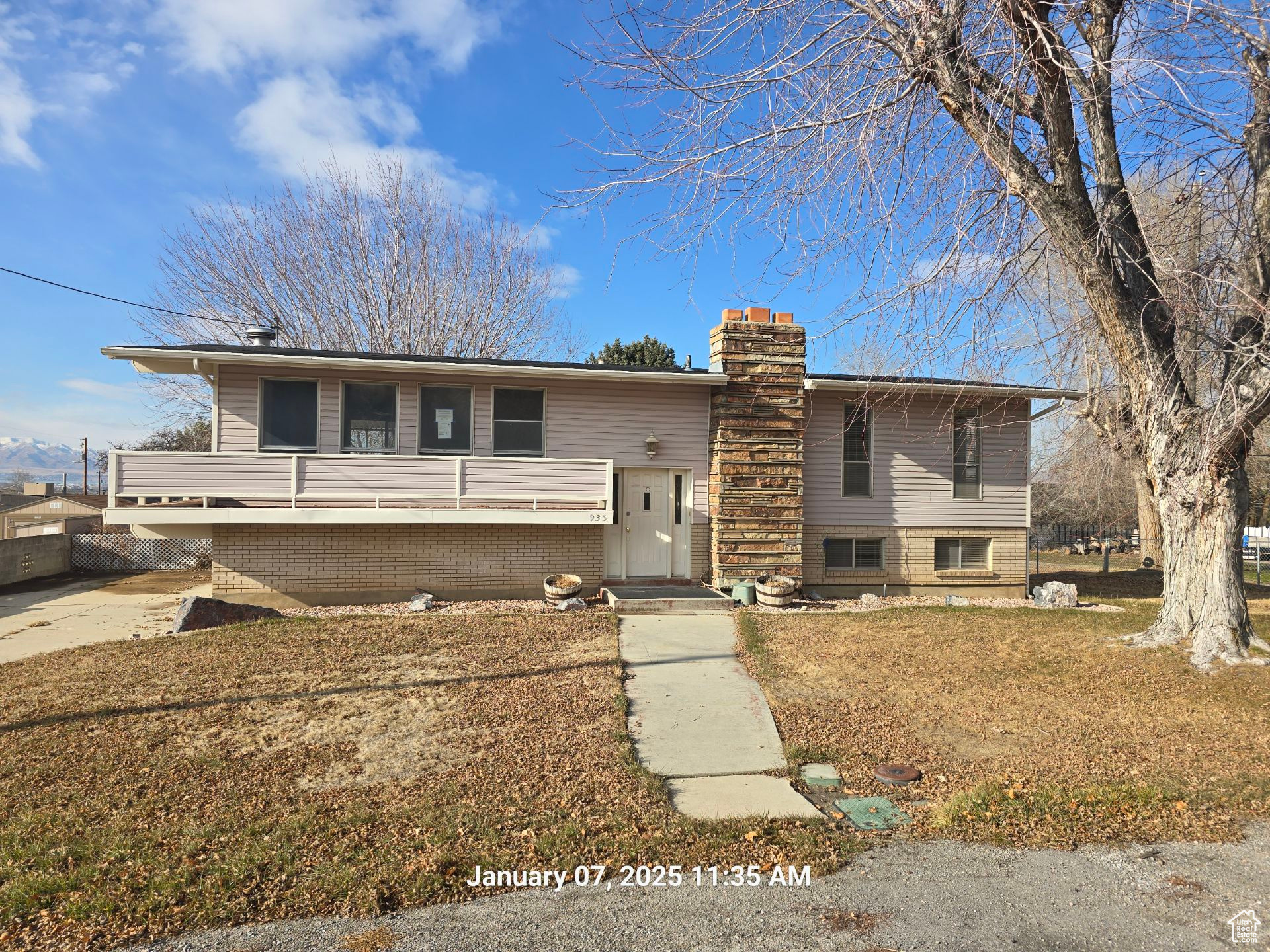 $100 down program available on this home. 4 bedroom, 2 bath home in great Pleasant Grove neighborhood. This is a HUD home. Call if you have questions. see dates on website, bid opening 2/3/25. Nice yard that is almost a quarter acre. See photo tour. THIS IS FHA loan eligible with an escrow funded by buyer for required FHA repairs. Available only to Owner Occupants the first 30 days and then open to investors. Broker must have a registered NAID to bid. Call our office or text/email with questions. We would love to help you buy this great home!