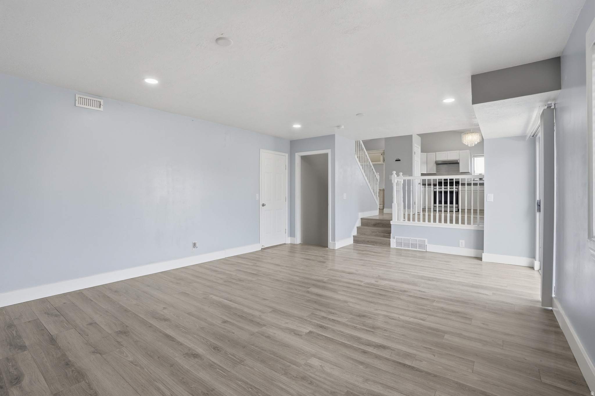 OQUIRRH SHADOW - Residential