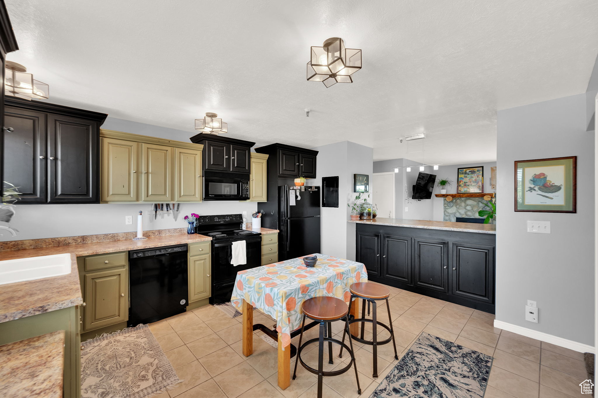 COTTONWOOD - Residential