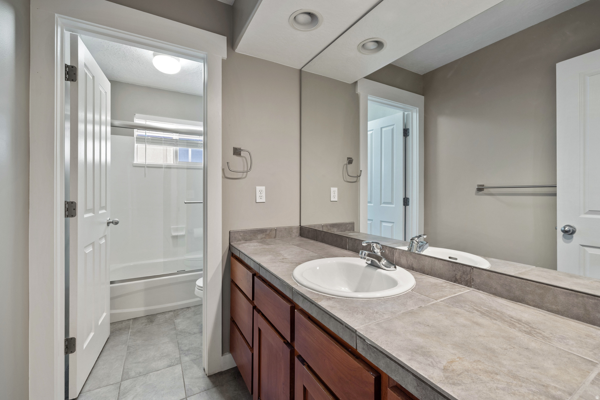 HEARTHSTONE - Residential