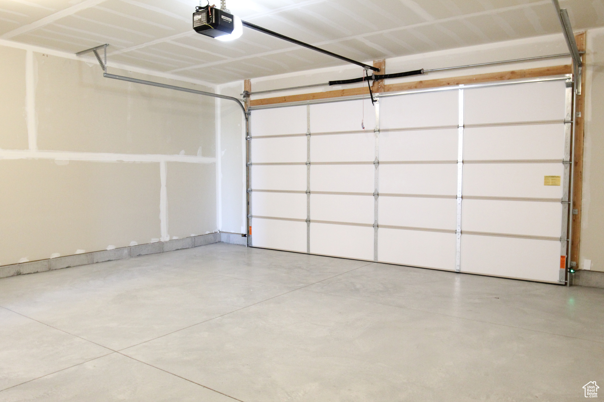 GOLDEN FOREST - Residential