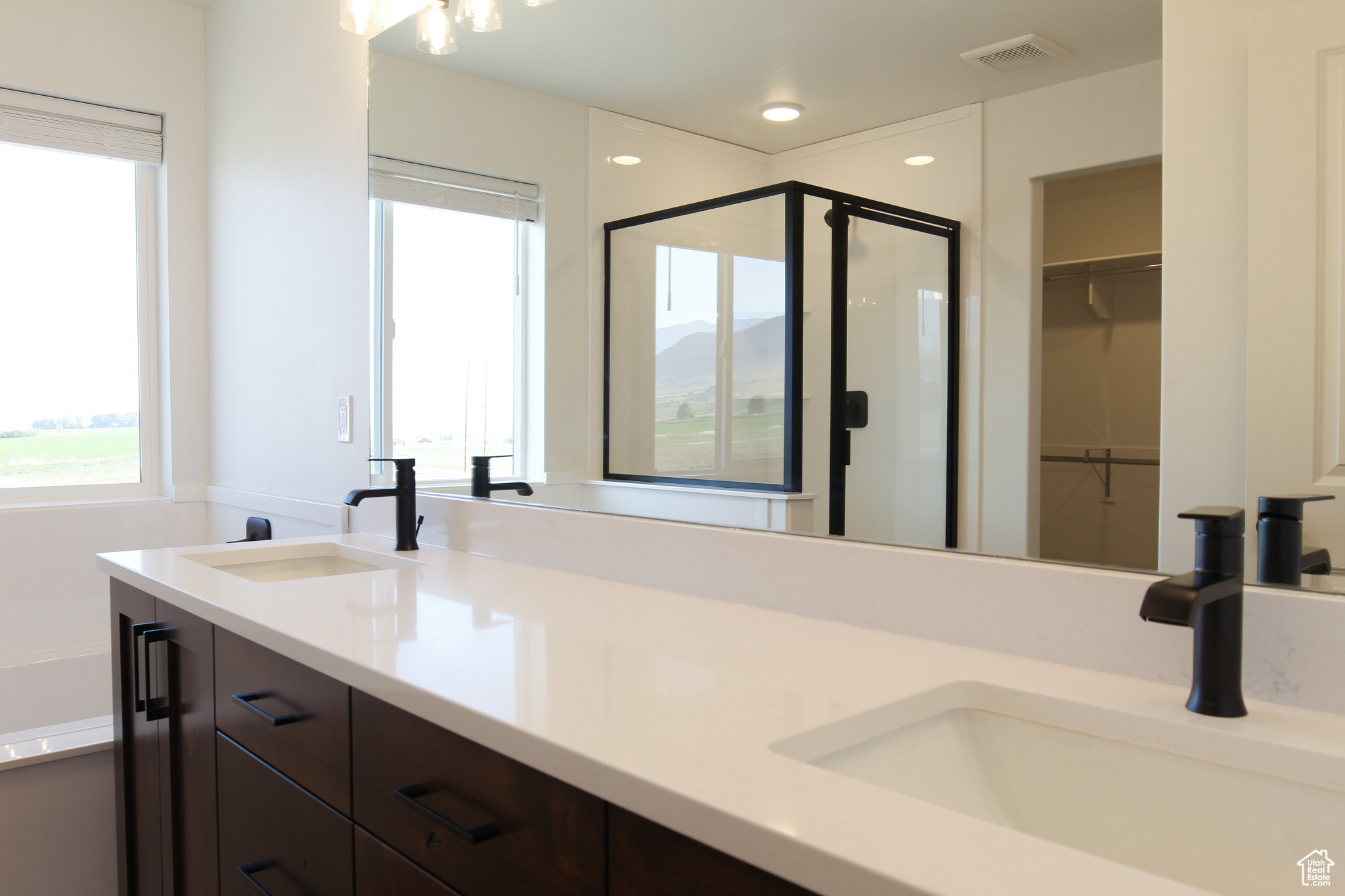 GOLDEN FOREST - Residential