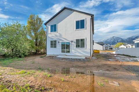 Tiny photo for 2535 W SANTA FE Dr, Springville, UT 84664 (MLS # 2148832)