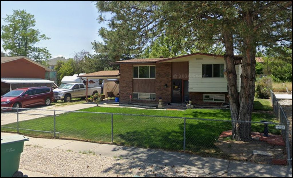 Photo of 6712 S SOMERSET DR, West Jordan, UT 84084 (MLS # 2149520)