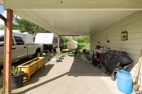 Tiny photo for 6712 S SOMERSET DR, West Jordan, UT 84084 (MLS # 2149520)