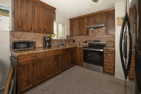 Tiny photo for 6712 S SOMERSET DR, West Jordan, UT 84084 (MLS # 2149520)