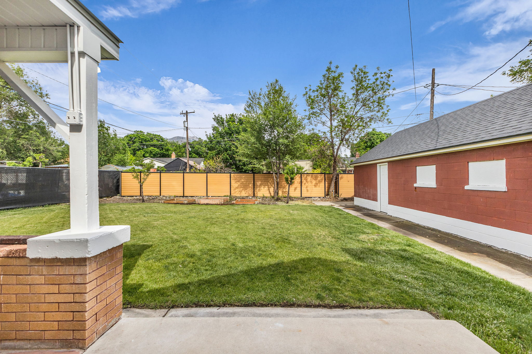 THORNWOOD - Residential