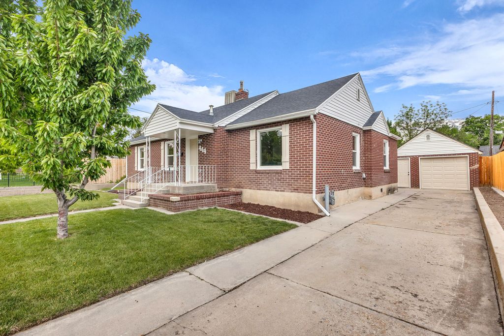 Photo of 444 N 100 E, American Fork, UT 84003 (MLS # 2157919)