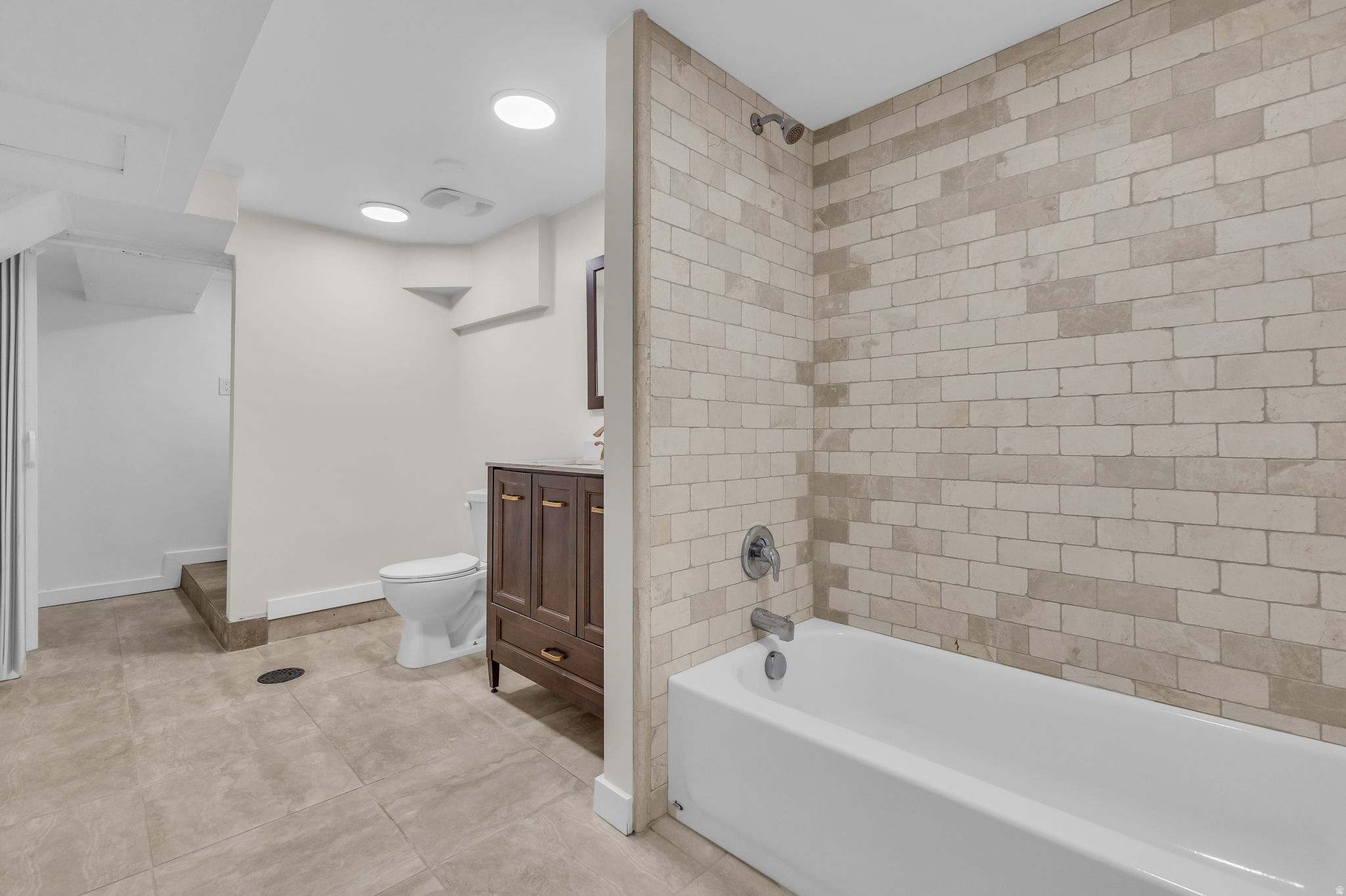 THORNWOOD - Residential