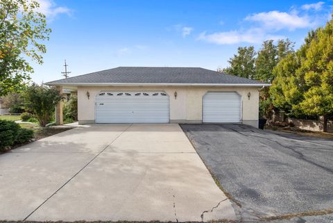 Tiny photo for 2365 E CREEK RD S, Sandy, UT 84093 (MLS # 2128796)