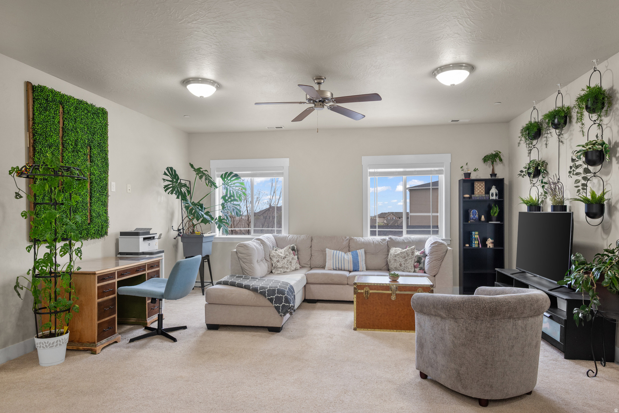 HILLCREST CONDOS - Residential