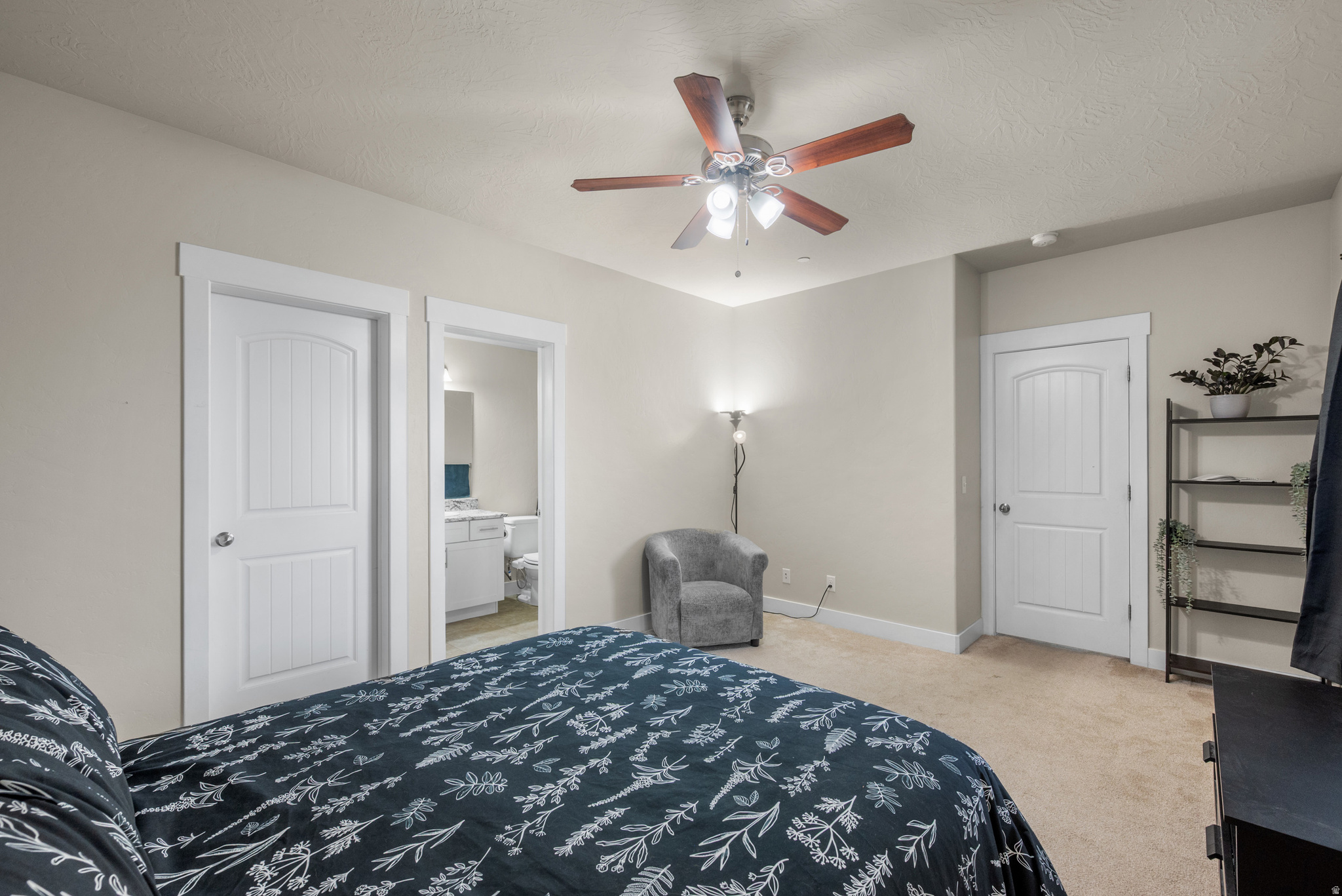 HILLCREST CONDOS - Residential