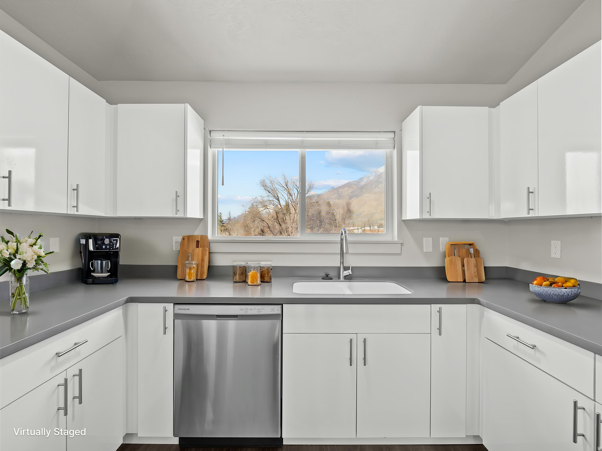 RIDGE - Residential