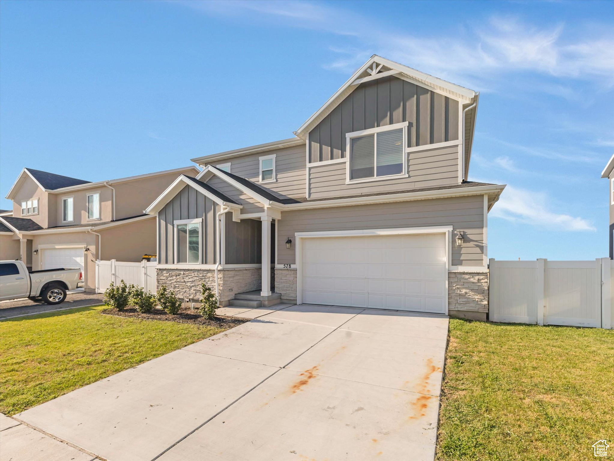 OVERLAKE - Residential