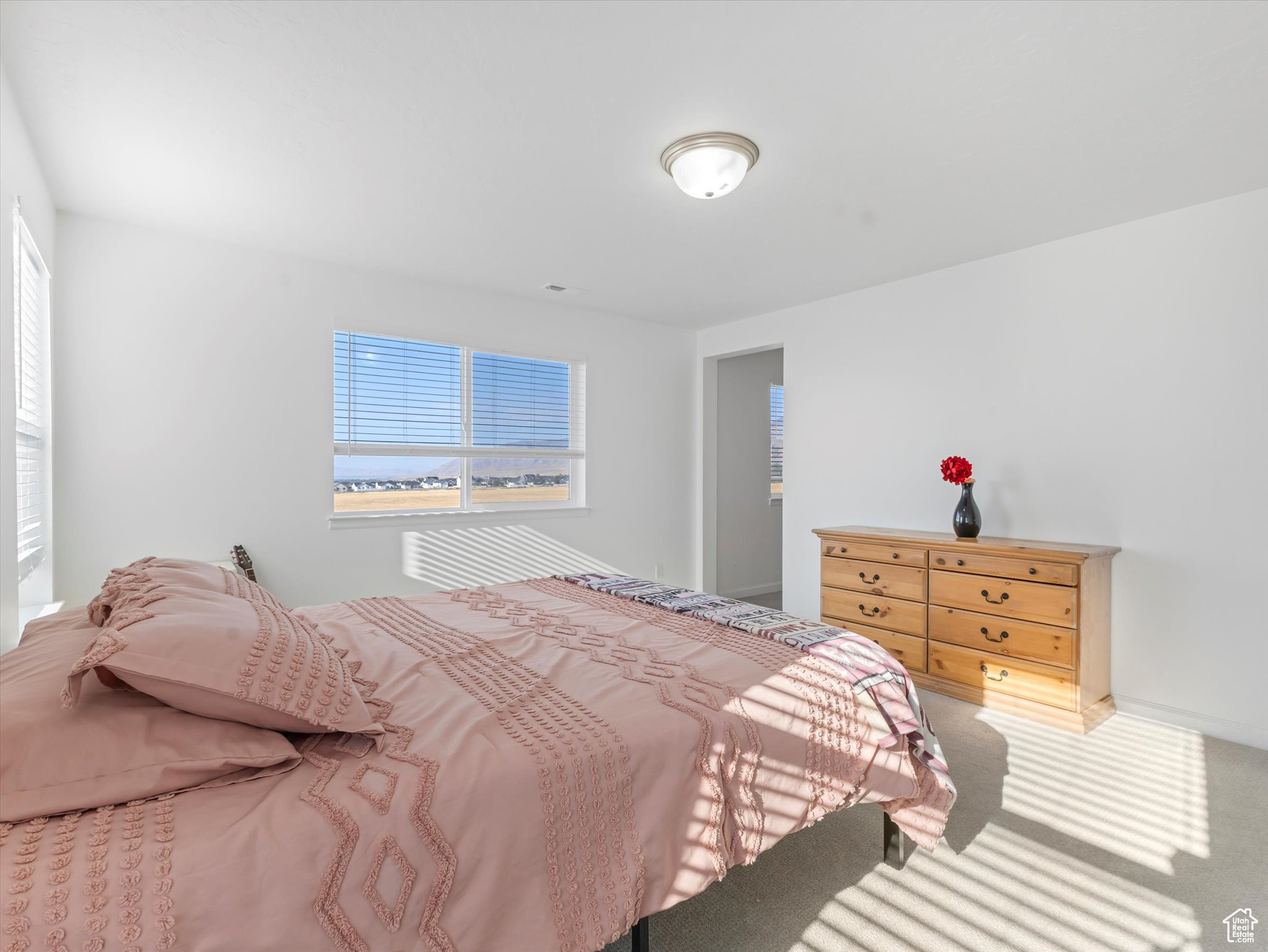 OVERLAKE - Residential
