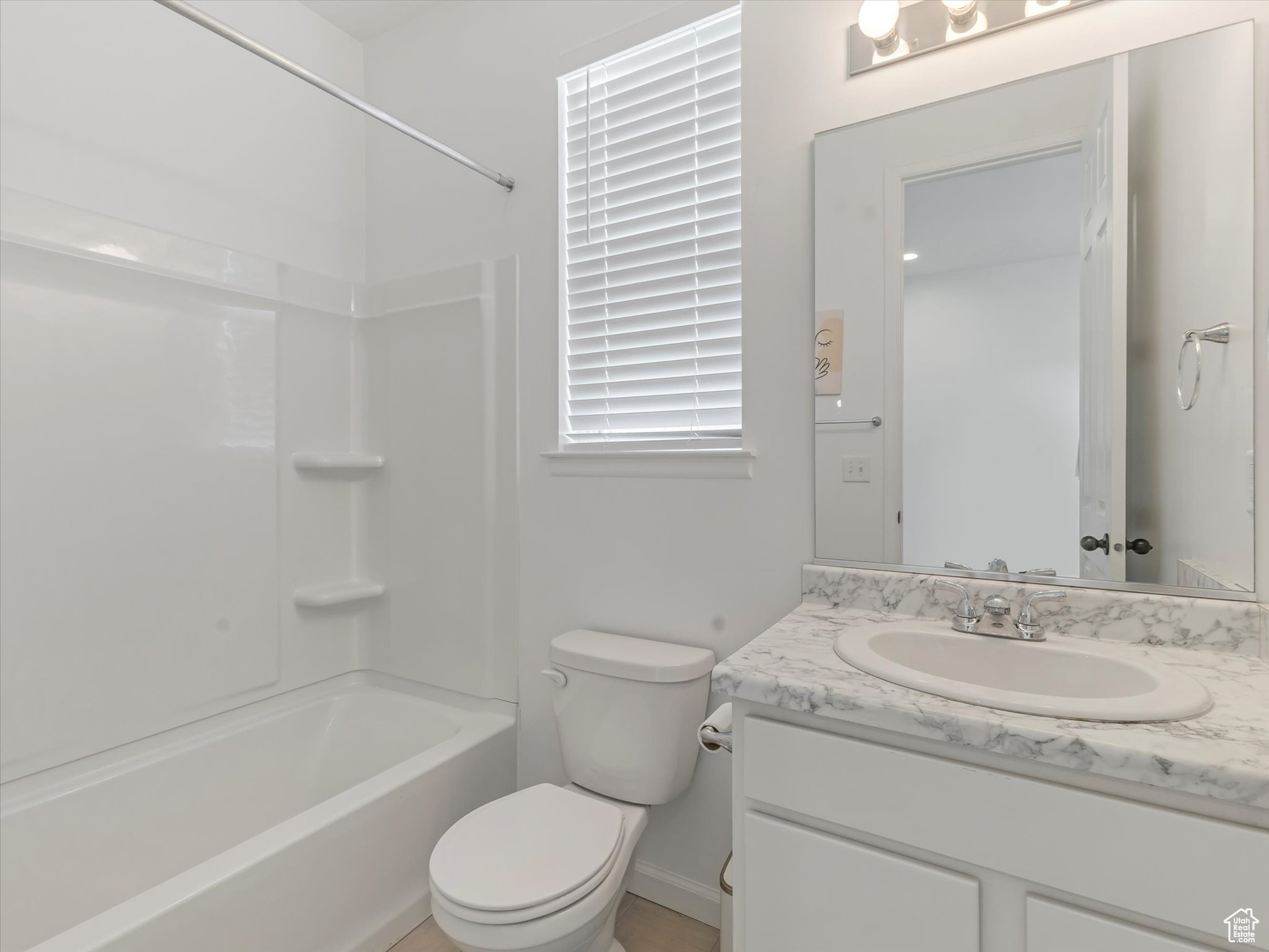 OVERLAKE - Residential